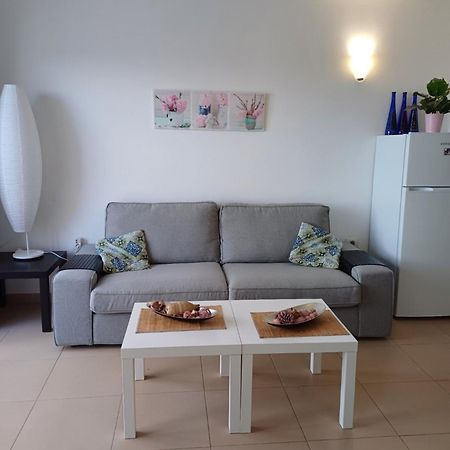 T2 Residence Atalaya Puerto del Carmen  Buitenkant foto