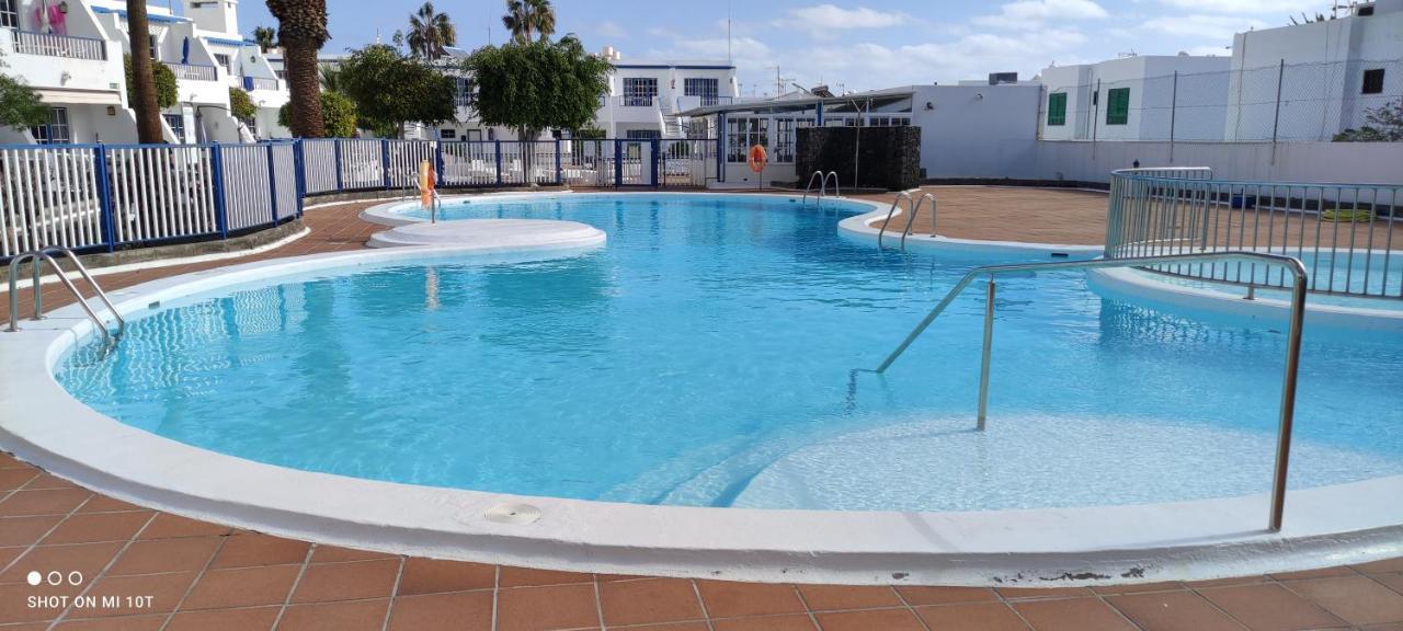 T2 Residence Atalaya Puerto del Carmen  Buitenkant foto